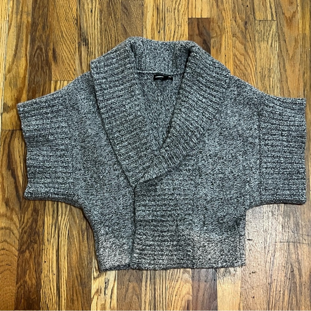 Gray Shrug with Dolman Sleeves and Ribbed Detailing